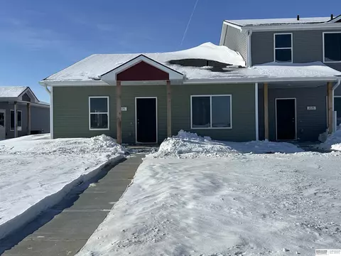 2146 Aaron Way, Fremont, NE 68025