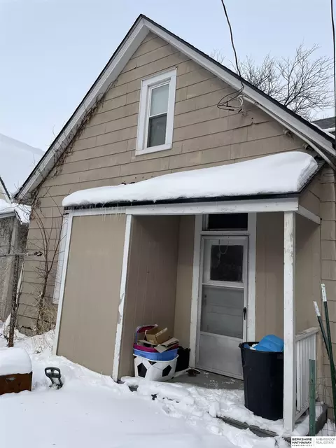 3211 Poppleton Ave, Omaha, NE 68105 photo 2