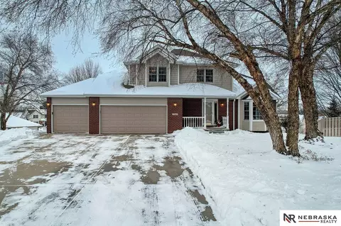 7848 Barrington Pl, Lincoln, NE 68516