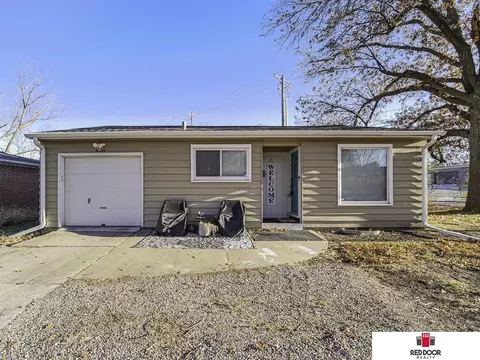400 N Cotner Blvd, Lincoln, NE 68505