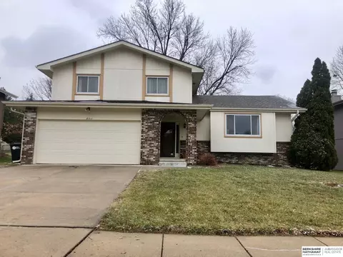 6511 S 110 St, Omaha, NE 68137