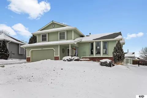 15730 Franklin St, Omaha, NE 68118