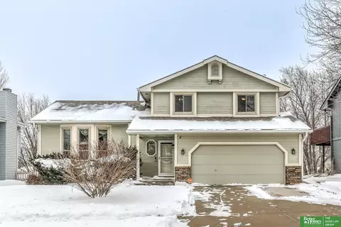 5035 S 164th St, Omaha, NE 68135