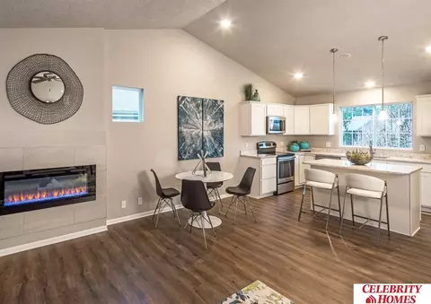 8543 Baker St, Omaha, NE 68122 photo 3