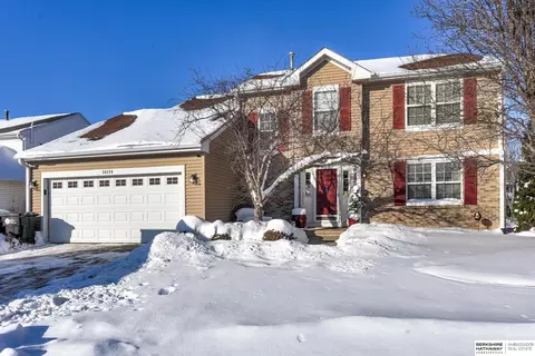 16114 S St, Omaha, NE 68135