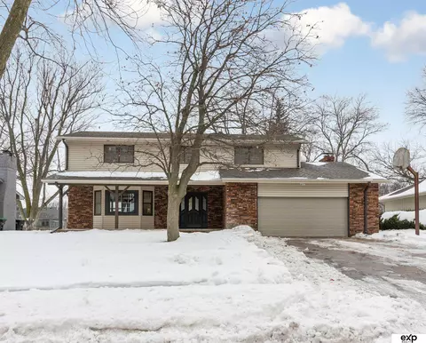 642 S 214 St, Omaha, NE 68022