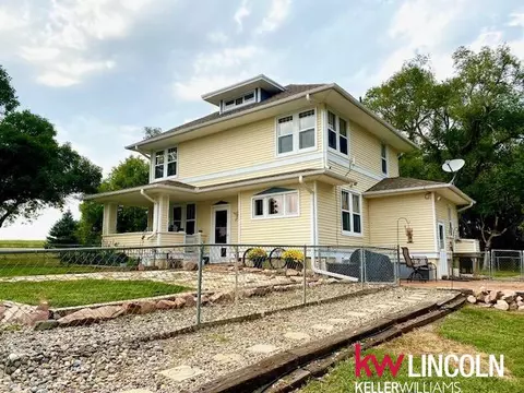 27700 S 148 St, Adams, NE 68301