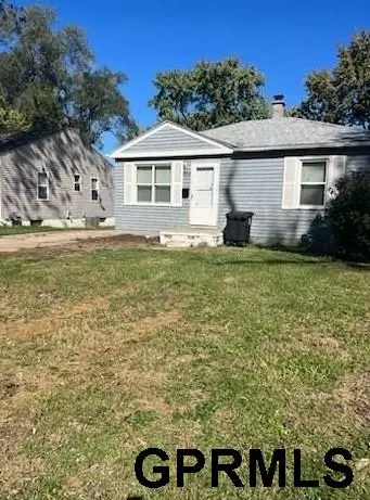 5914 Sahler St, Omaha, NE 68104