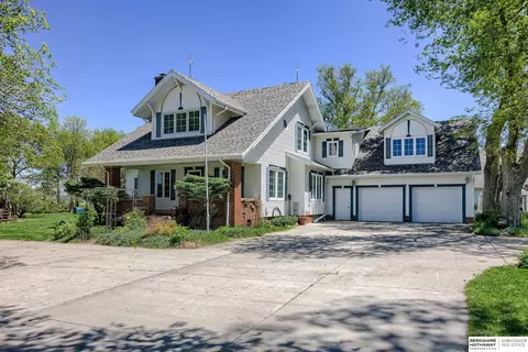 14401 S 72nd St, Papillion, NE 68046
