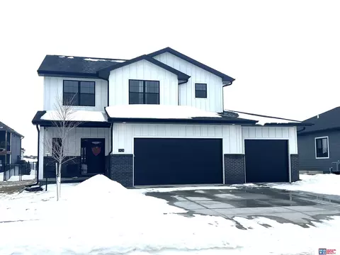 1424 E 8th St, Hickman, NE 68372 photo 25
