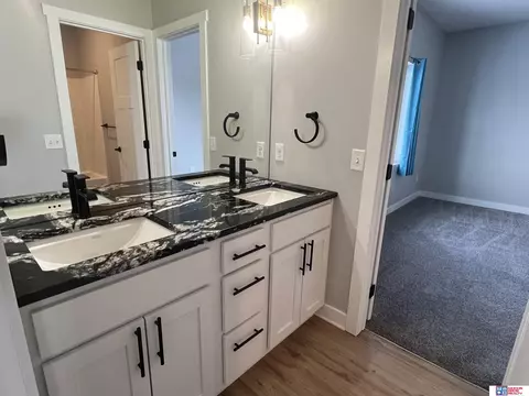 1424 E 8th St, Hickman, NE 68372 photo 12