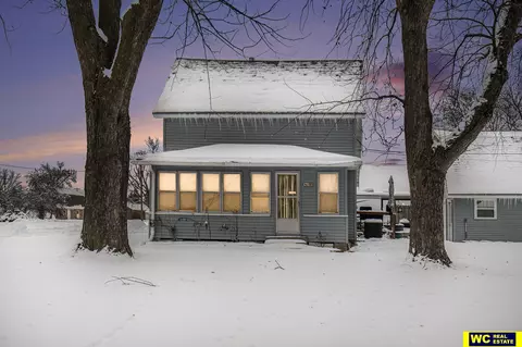 103 S 10 St, Tekamah, NE 68061