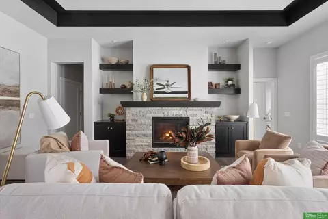 12678 Read St, Omaha, NE 68142