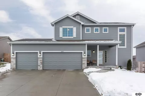 16507 Potter St, Bennington, NE 68007