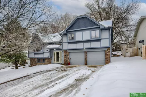 11430 Taylor St, Omaha, NE 68164
