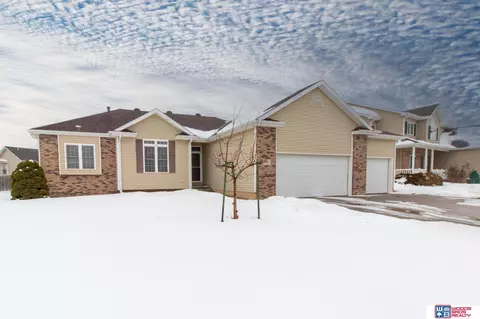 8101 S 35th St, Lincoln, NE 68516