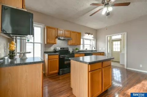 645 S 4th St, Eagle, NE 68347 photo 5