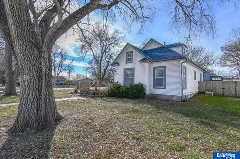 645 S 4th St, Eagle, NE 68347