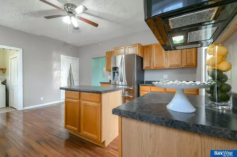 645 S 4th St, Eagle, NE 68347 photo 4
