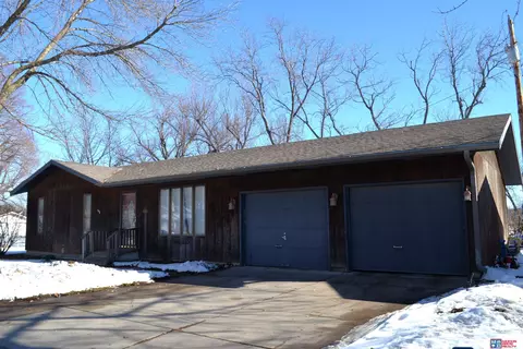 1050 12th St, Henderson, NE 68371