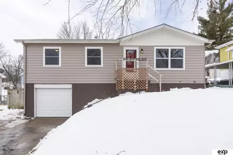 1203 W 14th Ave, Bellevue, NE 68005