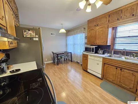 906 N 11th St, Beatrice, NE 68310 photo 10