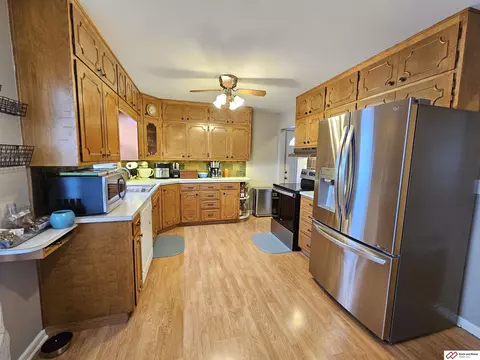 906 N 11th St, Beatrice, NE 68310 photo 9