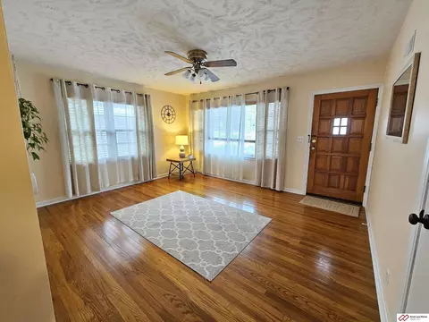 906 N 11th St, Beatrice, NE 68310 photo 5