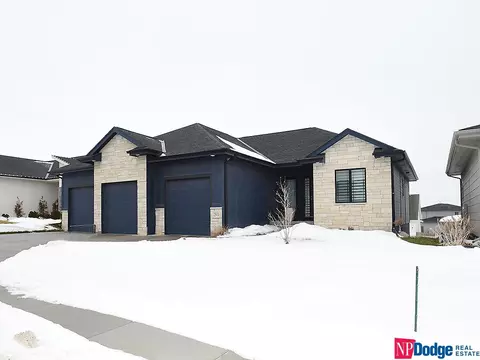 2511 N 185th St, Omaha, NE 68022