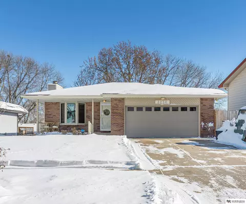 3230 N 74th St, Lincoln, NE 68507