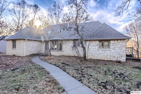 3401 S 37th St, Lincoln, NE 68506