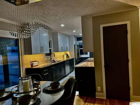 10457 Wright Cir, Omaha, NE 68124 photo 24
