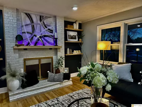 10457 Wright Cir, Omaha, NE 68124 photo 13