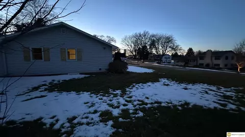 10457 Wright Cir, Omaha, NE 68124 photo 94