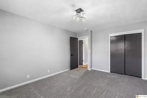 10457 Wright Cir, Omaha, NE 68124 photo 65