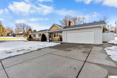 10457 Wright Cir, Omaha, NE 68124 photo 76