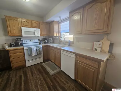 2216 Hillcrest St, Beatrice, NE 68310 photo 11