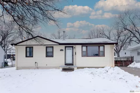 3114 S 121st St, Omaha, NE 68144