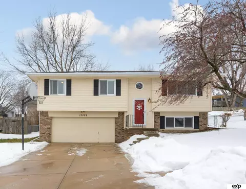 13029 Ellison Ave, Omaha, NE 68164