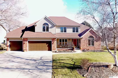46 Ginger Woods Rd, Valley, NE 68064