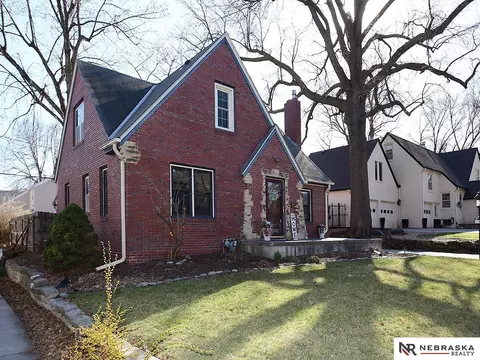 1627 Otoe St, Lincoln, NE 68502