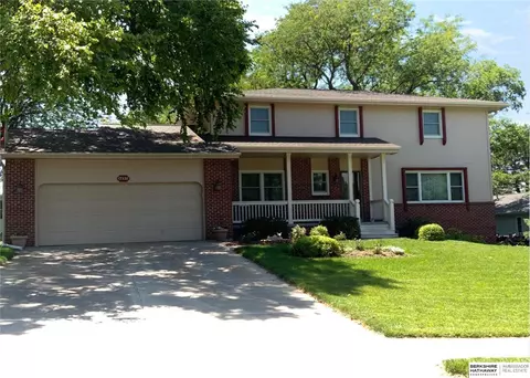 12327 Nicholas St, Omaha, NE 68154