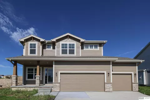9510 S 183rd Ave, Omaha, NE 68136
