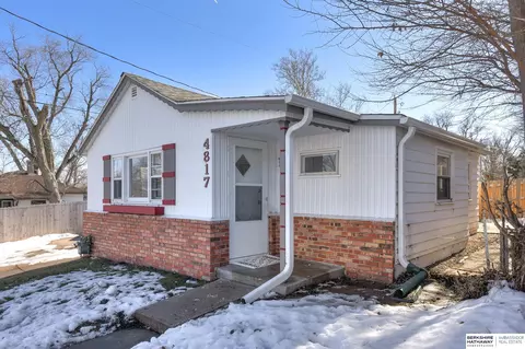 4817 Grant St, Omaha, NE 68104