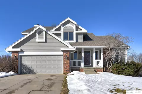 4430 S 154th Cir, Omaha, NE 68137