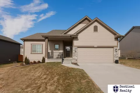 18808 Birch Ave, Omaha, NE 68136