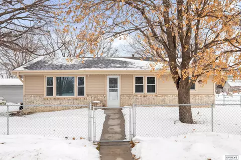 310 N Oak St, Weston, NE 68070