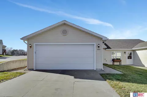 5545 N 26th Pl, Lincoln, NE 68521