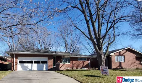 720 N 56th St, Lincoln, NE 68504