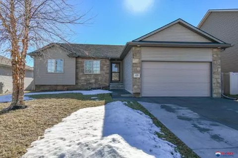 1231 Hawkfly Rd, Lincoln, NE 68521
